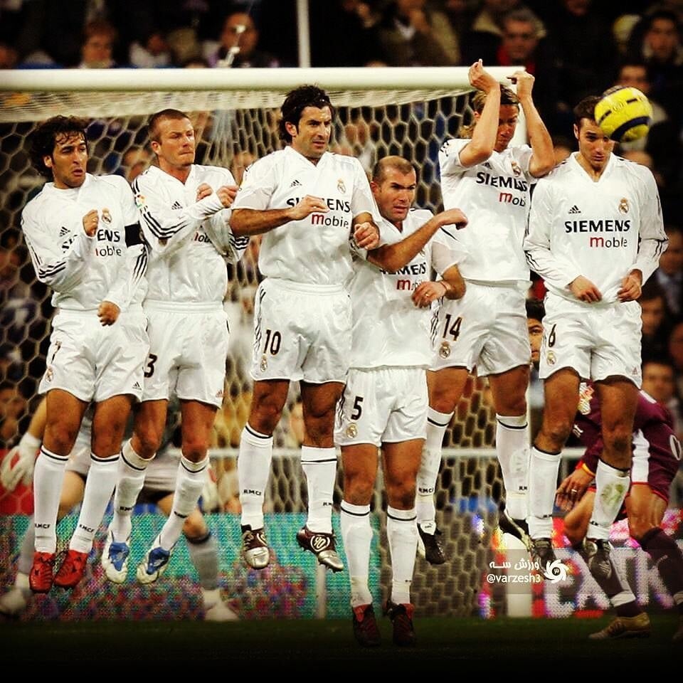Реал не постановка только русское. Реал Мадрид 2005. Галактикос Реал Мадрид. Игроки Галактикос Реал Мадрид. Реал Мадрид 2006.