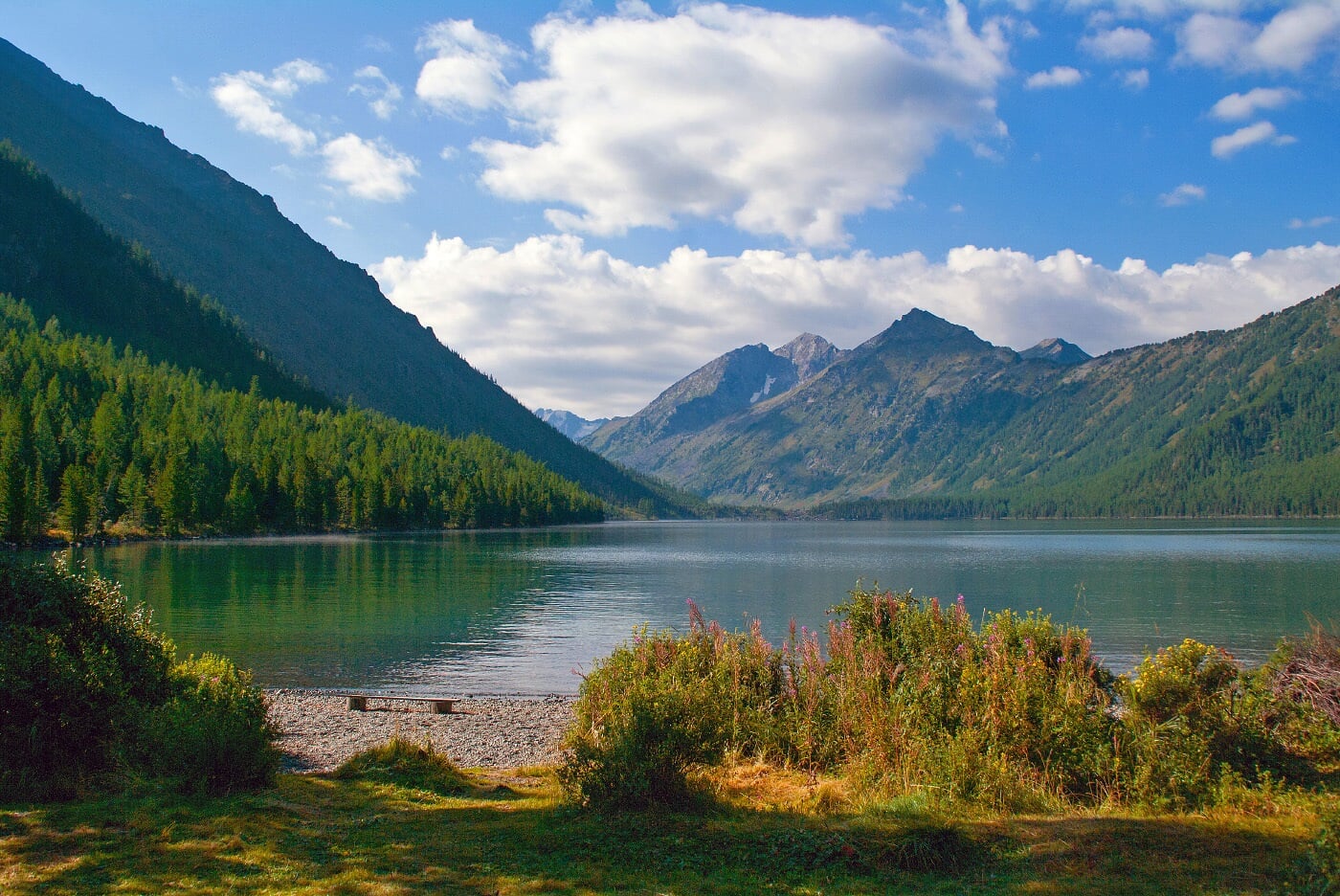 Озеро Талдукель горный Алтай