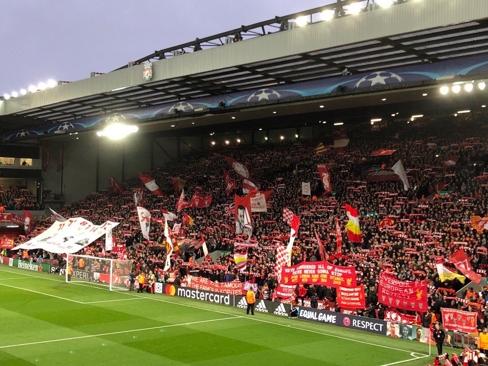 Peak anfeld vessel. Энфилд город. Anfield.