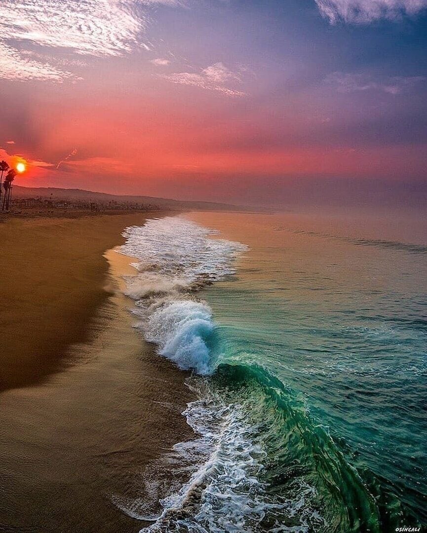Красивый закат моря