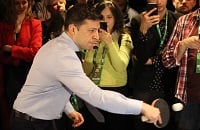 Политика, Петр Порошенко, Владимир Зеленский, Александр Усик, Игорь Суркис, министерство молодежи и спорта Украины, Чемпионат Украины по футболу, сборная Украины, греко-римская борьба, Артем Милевский, Сборная Украины по футболу, сборная Украины жен, стадионы, Динамо Киев, вольная борьба, Ольга Харлан, Андрей Шевченко, тайский бокс, Игорь Коломойский