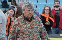 Чемпионат Украины по футболу, Динамо Киев, Шахтер, Днепр, Ворскла, Заря, болельщики, Мирча Луческу, Волынь, Николай Ищенко, Артем Громов, Дмитрий Бабенко, Джордже Лазич, Артур Карноза, Олимпик Донецк, Сталь Каменское, Иван Петряк, Алексей Шевченко, Андрей Тотовицкий