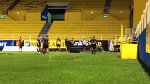 Diego Maradona Oficial on Instagram: “Final del entrenamiento de hoy en @doradosoficial. Si esto no es meterse en el barro... 💛”